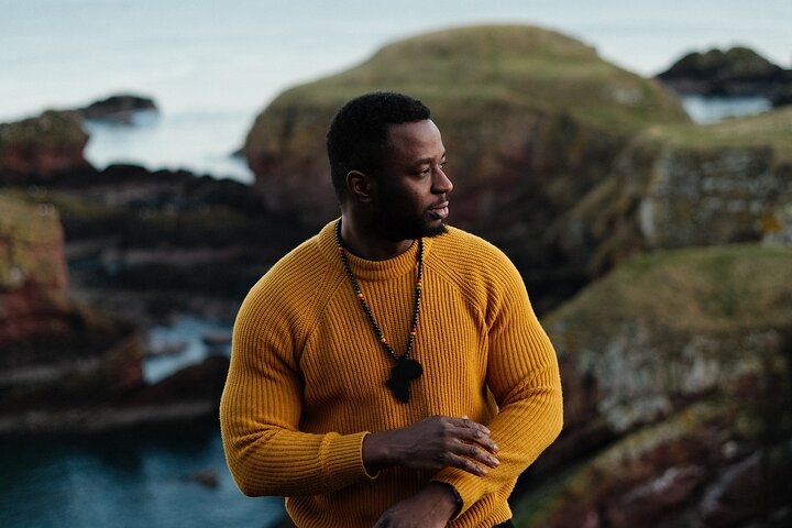 Edinburgh Photoshoot for Couples, Families & Solo Travellers - Photo 1 of 22